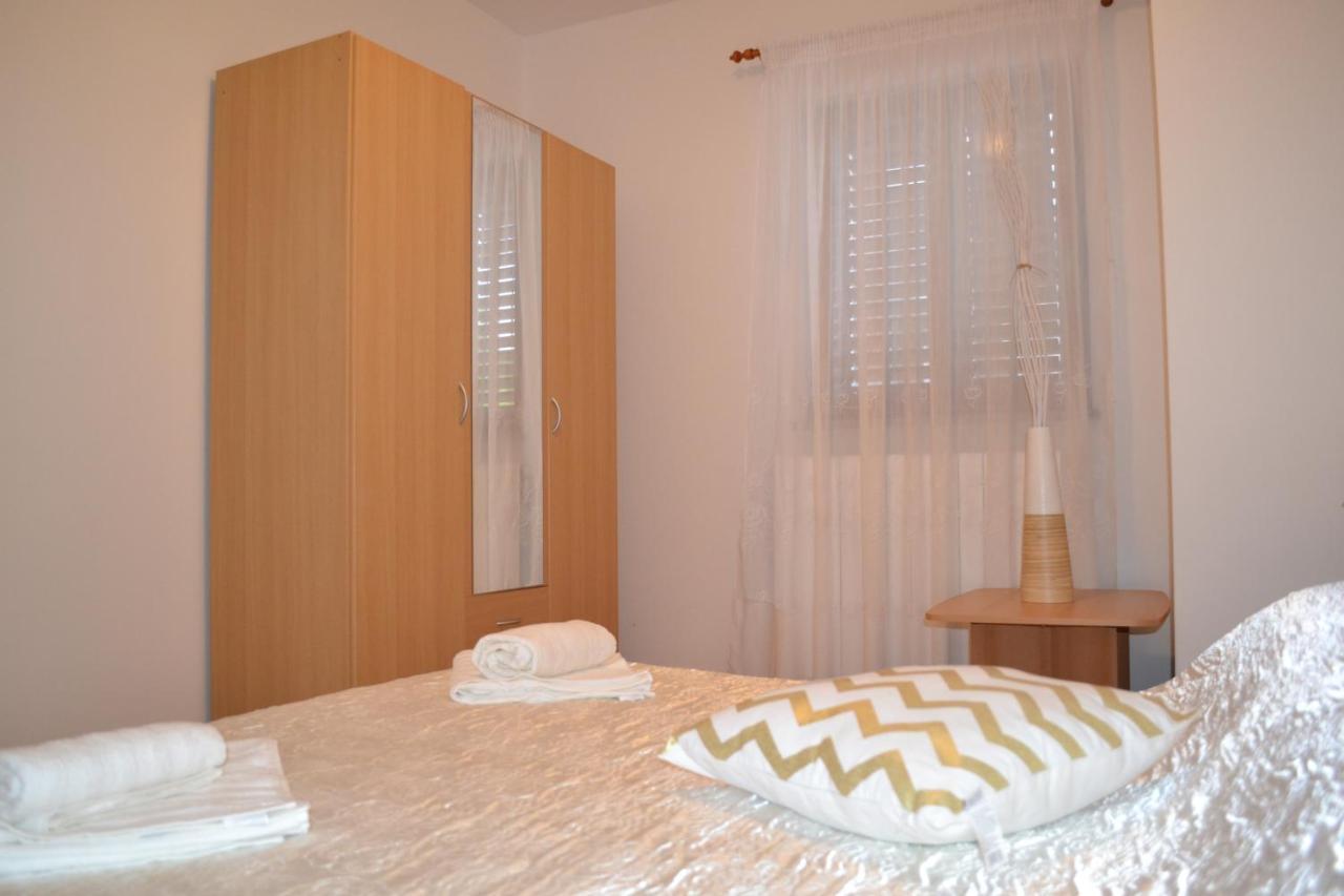 Apartman Doli Nedescina Экстерьер фото